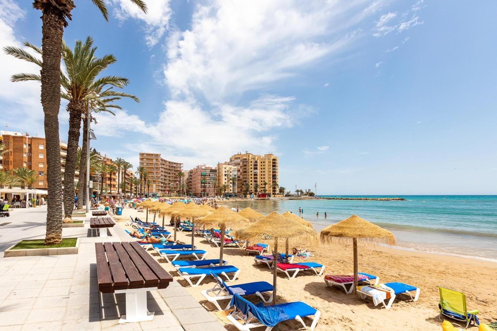 Beach House Torrevieja Exterior photo
